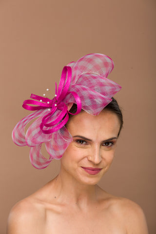 Evelyn- Pink bow fascinator with baby pink twirl and pearl stamen
