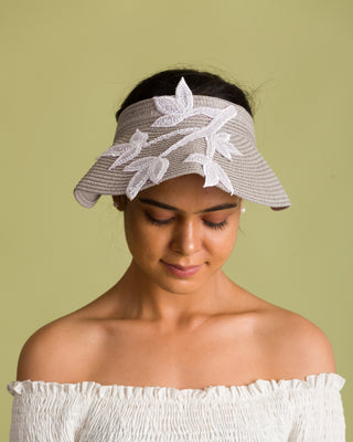 Neutral sun hat visor