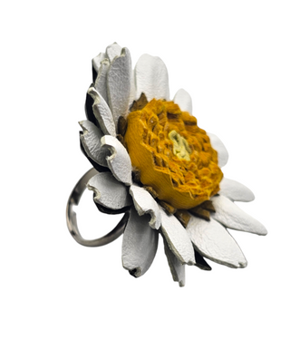 Agate- Elegant Leather Sun Flower Ring