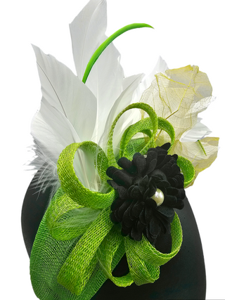 White fascinator feathers 