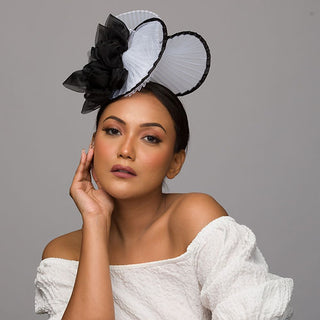 black fascinator