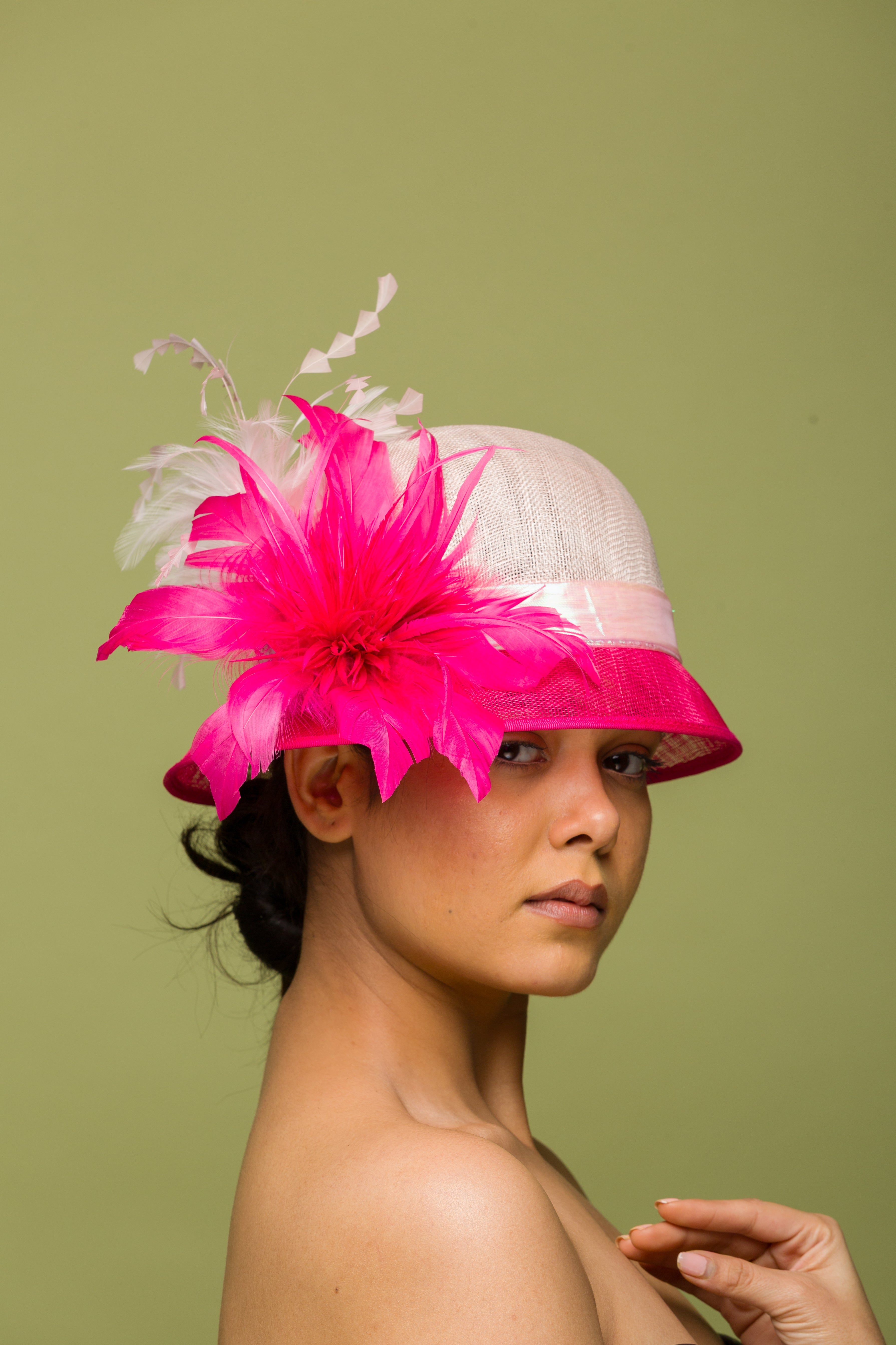 Cloche Hat For Pink Oaks Day (Vino Reserve) – Maaneh Millinery