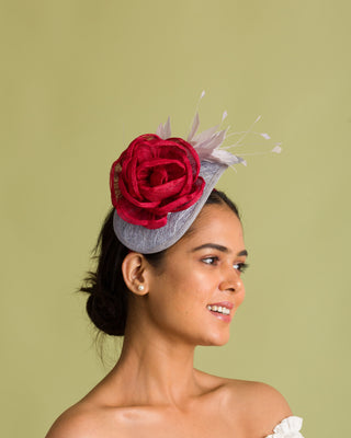 fascinator for red dress for derby race