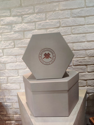 Maaneh Hexagon Hat Box