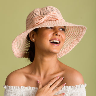 Peach Sun hat with a bow trim (Oona)